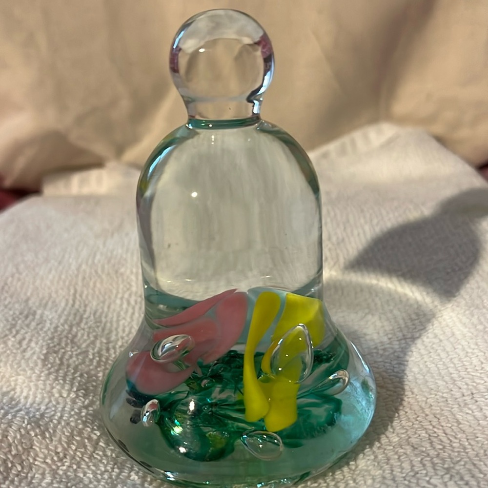 Joe St Clair art glass bell flower paperweight